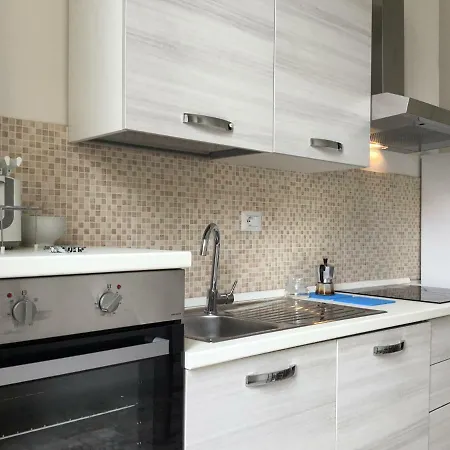 Fortezza Third Floor Apartment Florence