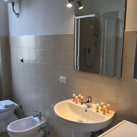 Fortezza Third Floor Apartment Florence