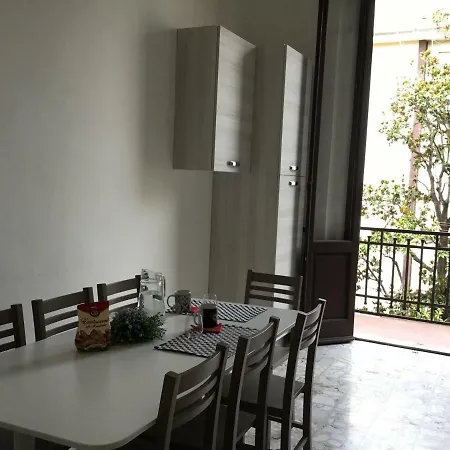 Fortezza Third Floor דירה *
