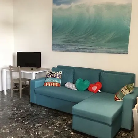Fortezza Third Floor Apartment Florence